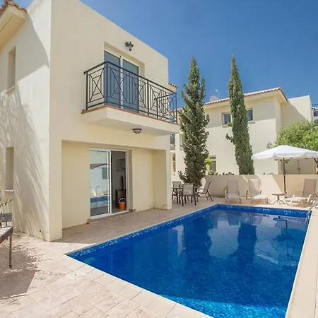 Picture This, Enjoying Your Holiday In A Luxury 5 Star In Paralimni,for Less Than A Hotel, 1198 빌라