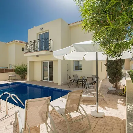 Picture This, Enjoying Your Holiday In A Luxury 5 Star In Paralimni,for Less Than A Hotel, 1198 * 파라림니