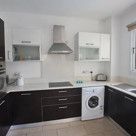 Picture This, Enjoying Your Holiday In A Luxury 5 Star In Paralimni,for Less Than A Hotel, 1198 빌라